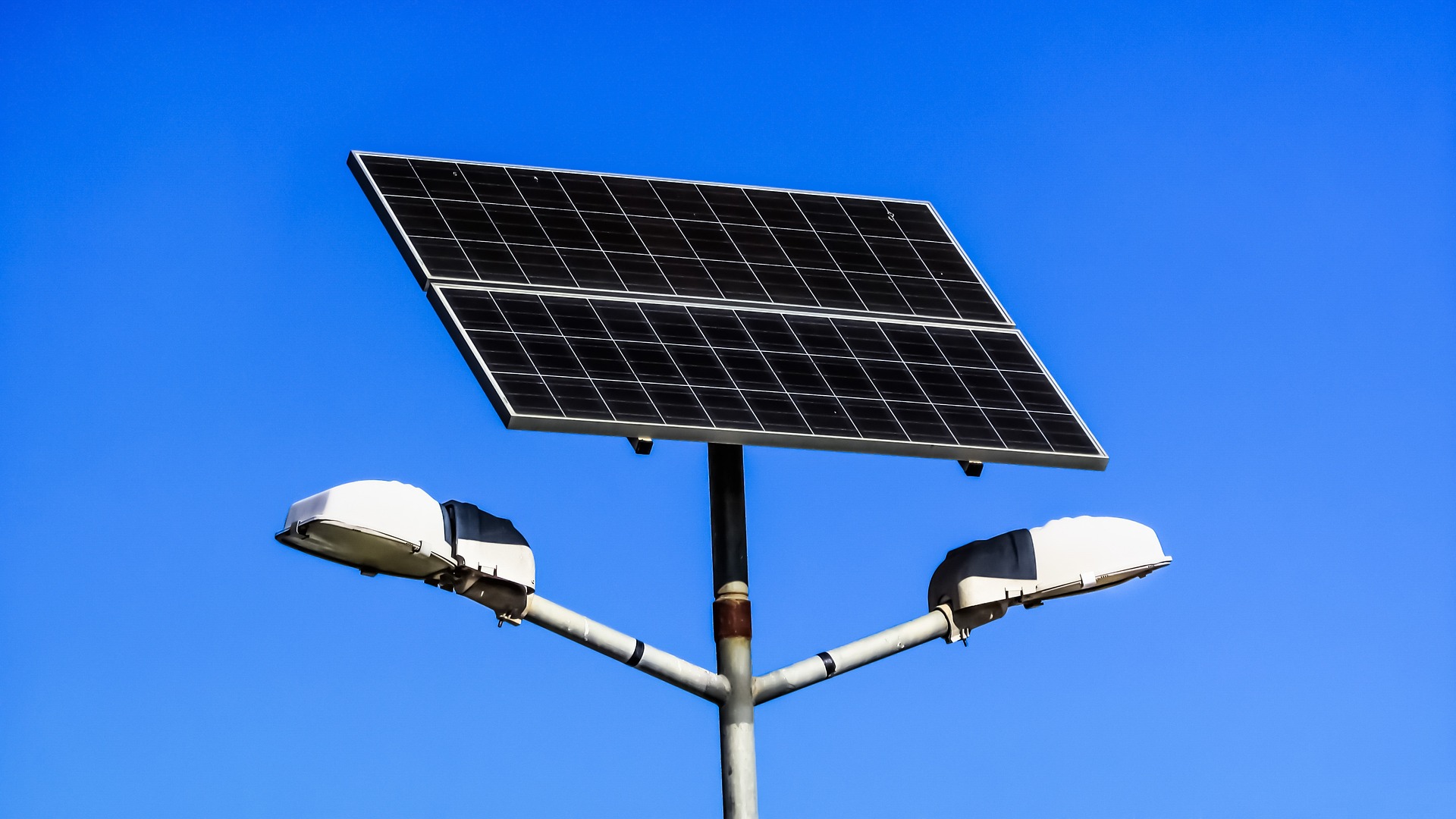 solar-panel-g1b3ca210a_1920